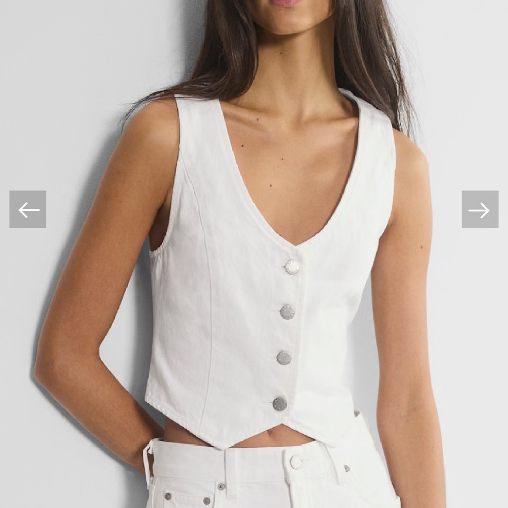 Aritzia the 90’s Mia denim forum vest